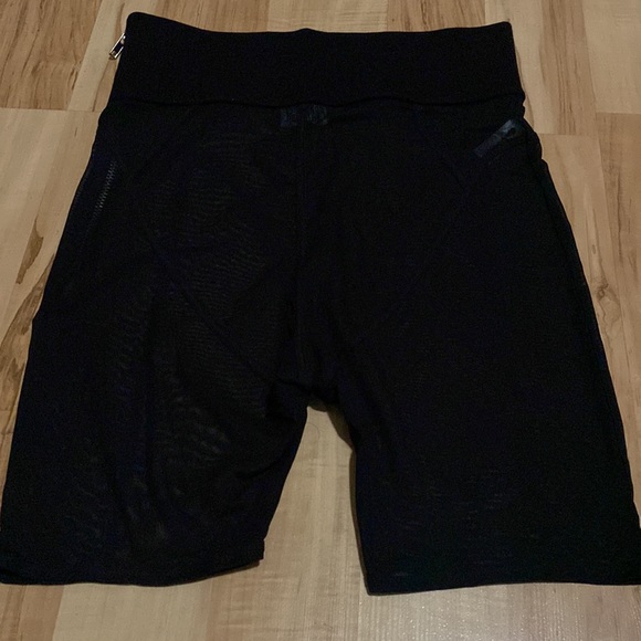 Transparency - Picture 2 of 3